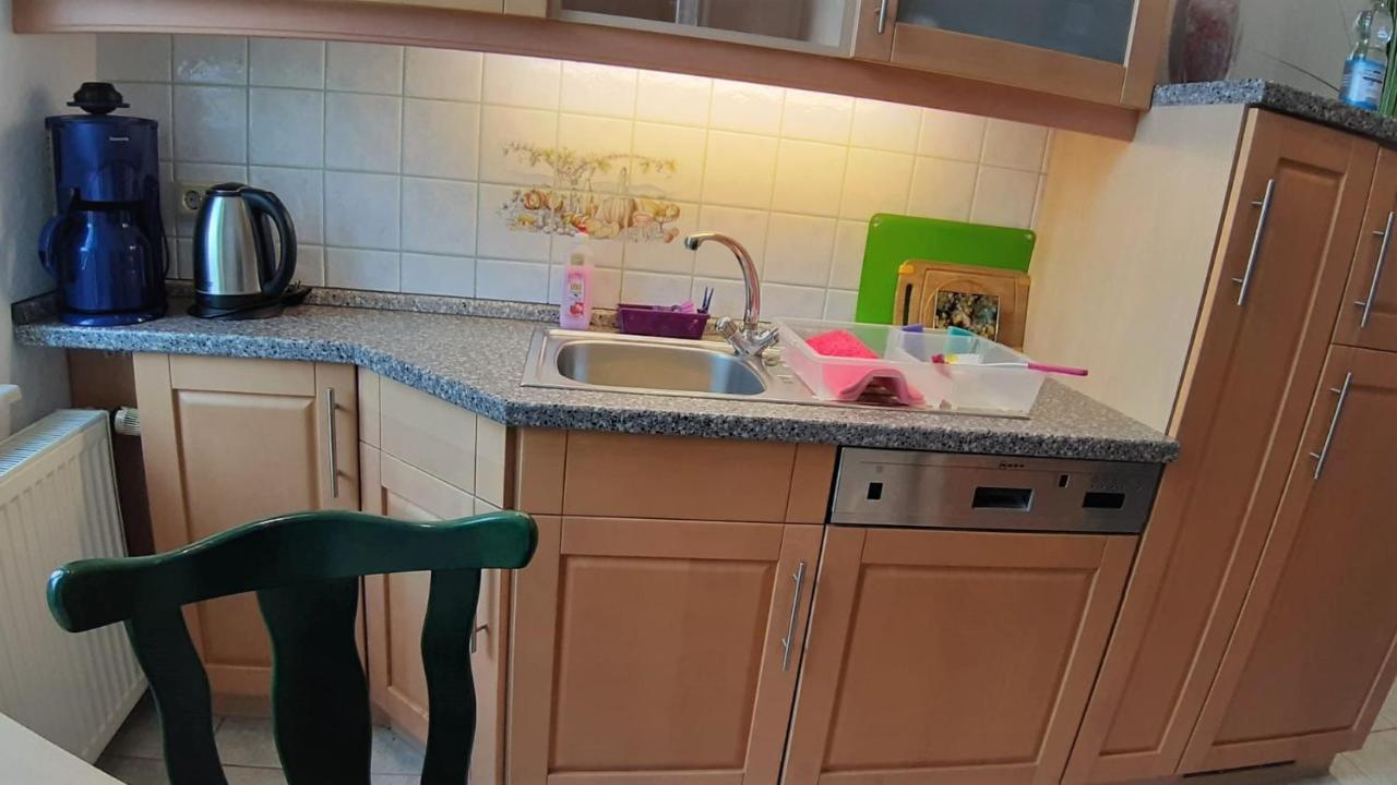 Schoenes Ferien-Appartement Fuer Bis Zu 6 Personen Halberstadt Exterior photo